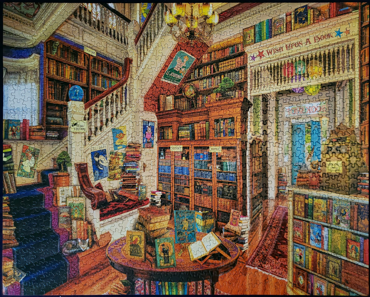 Reader's Paradise Puzzle from White Mountain